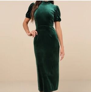 Lulu's Forest Green Velvet Midi Dress